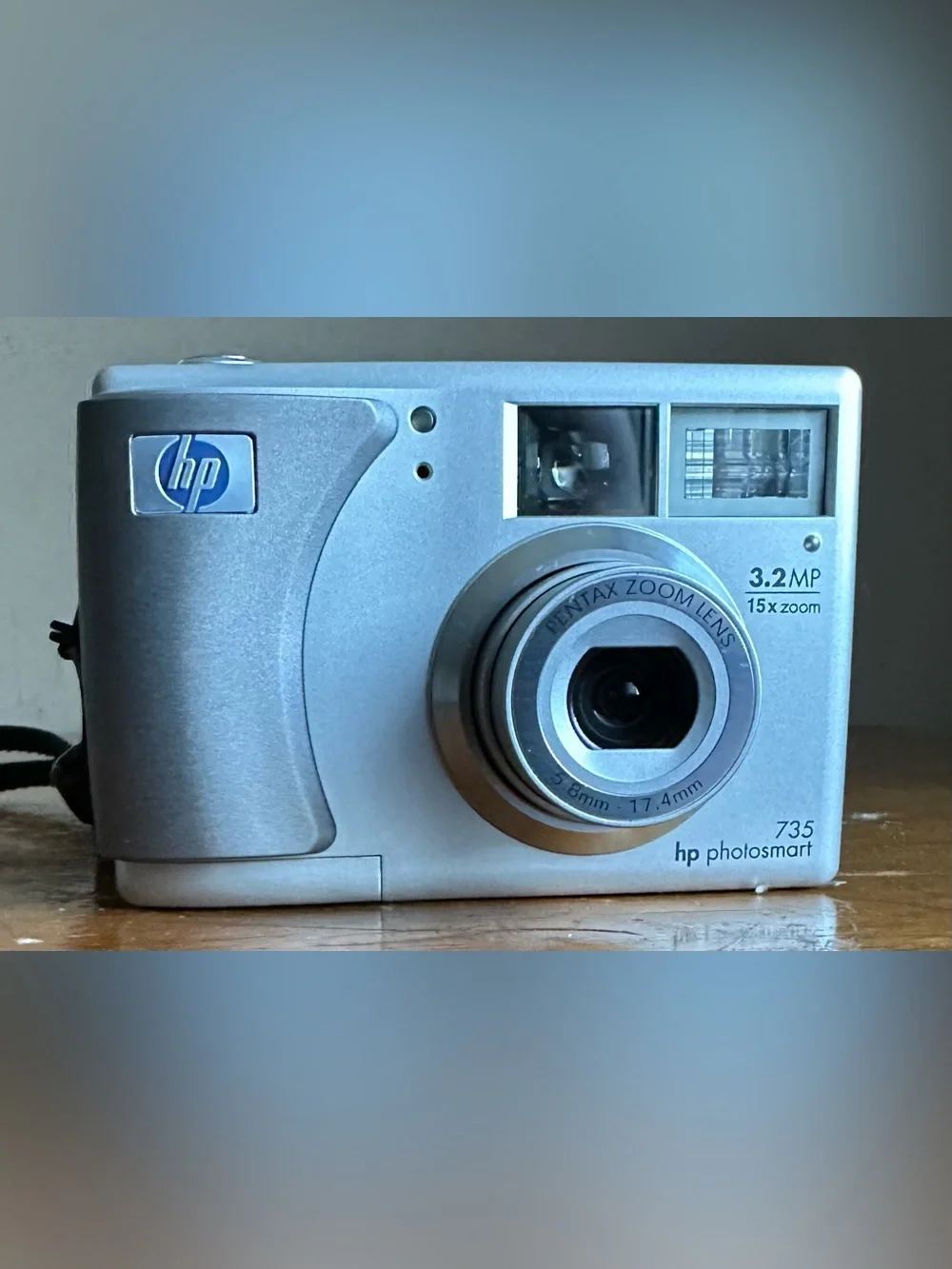 Camera (digital)